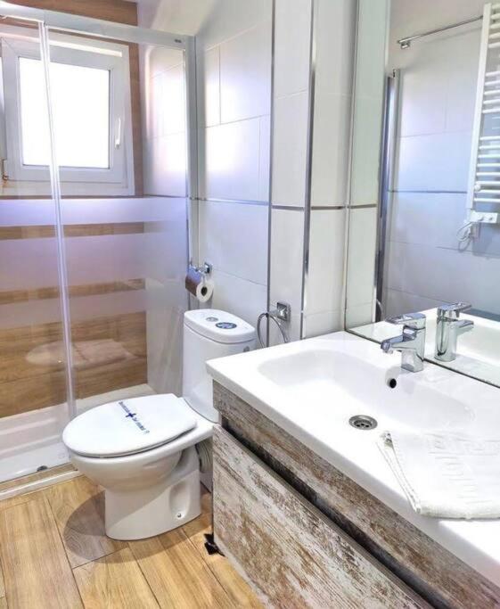 Apartamento Casa Davila ซานตานเดร์ ภายนอก รูปภาพ